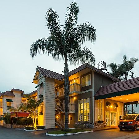 Ramada By Wyndham Costa Mesa/Newport Beach Εξωτερικό φωτογραφία