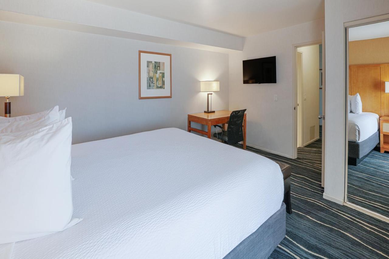 Ramada By Wyndham Costa Mesa/Newport Beach Εξωτερικό φωτογραφία