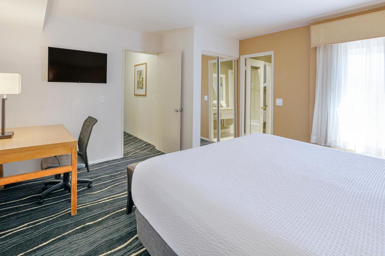 Ramada By Wyndham Costa Mesa/Newport Beach Εξωτερικό φωτογραφία