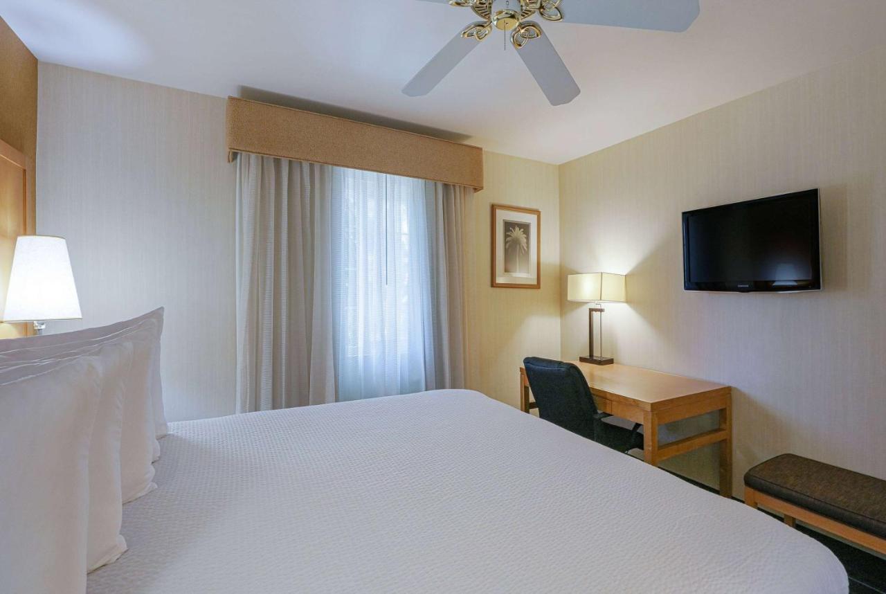 Ramada By Wyndham Costa Mesa/Newport Beach Εξωτερικό φωτογραφία
