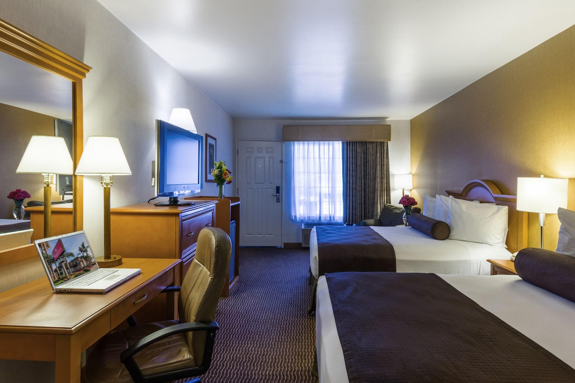 Ramada By Wyndham Costa Mesa/Newport Beach Εξωτερικό φωτογραφία