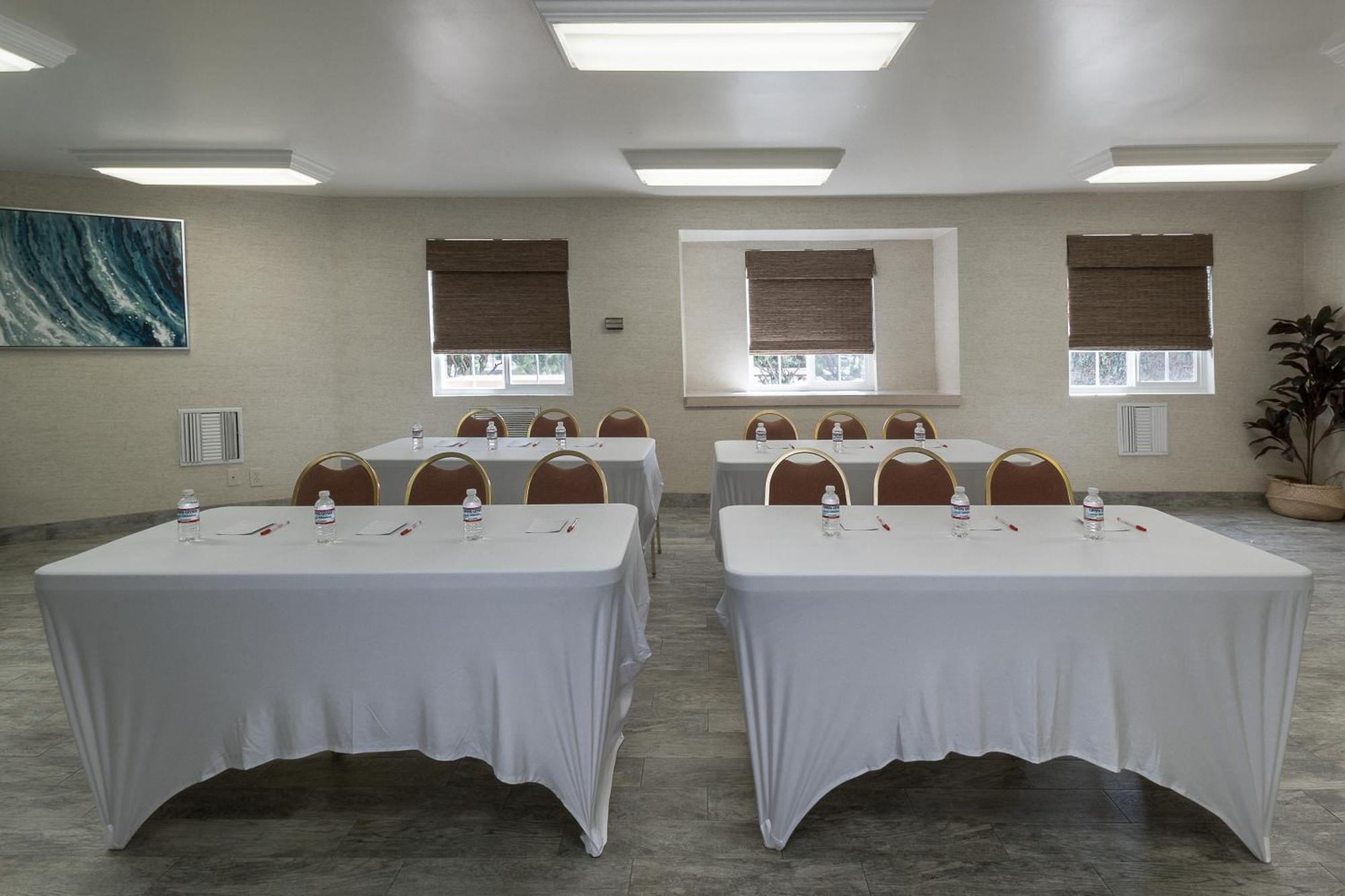 Ramada By Wyndham Costa Mesa/Newport Beach Εξωτερικό φωτογραφία