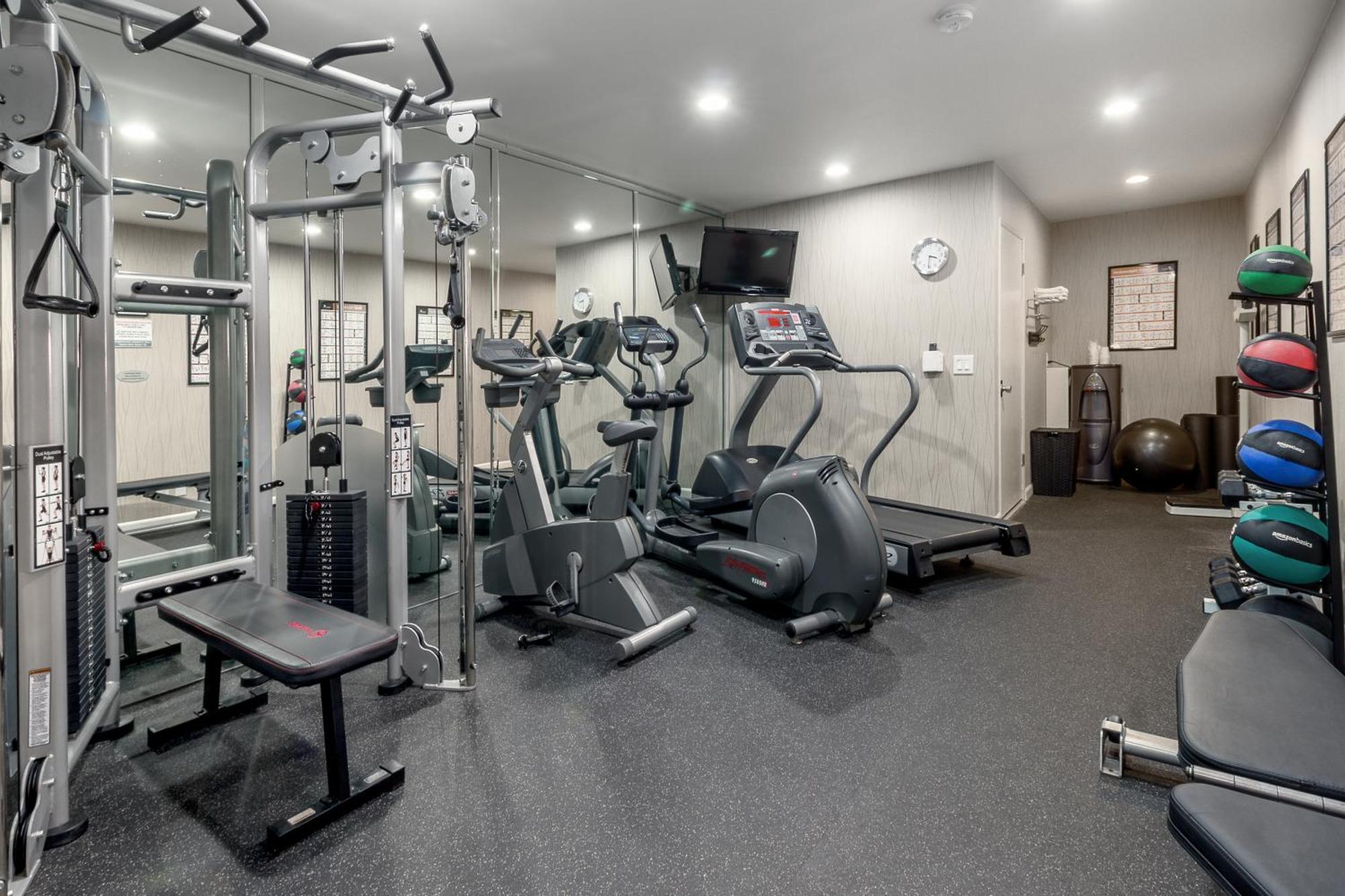 Ramada By Wyndham Costa Mesa/Newport Beach Εξωτερικό φωτογραφία